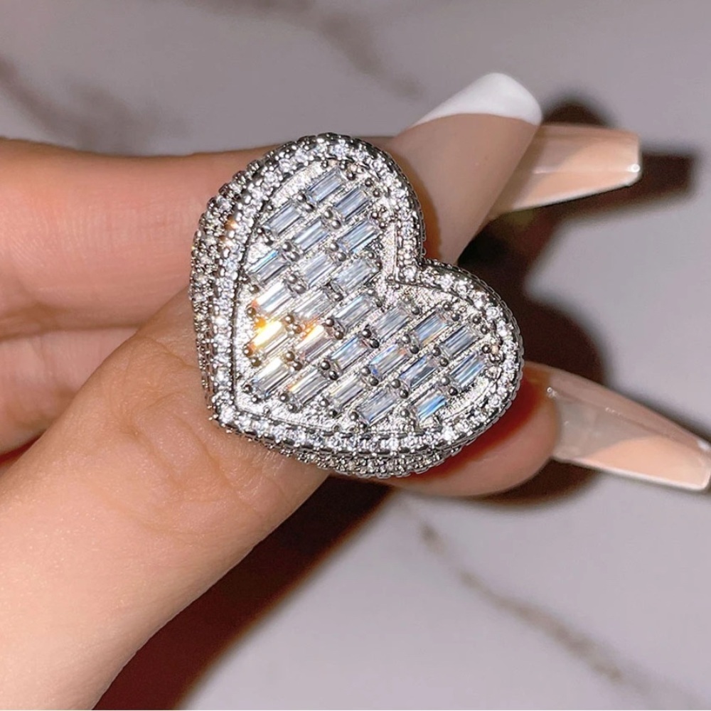 Silver baguette Heart Ring size 7